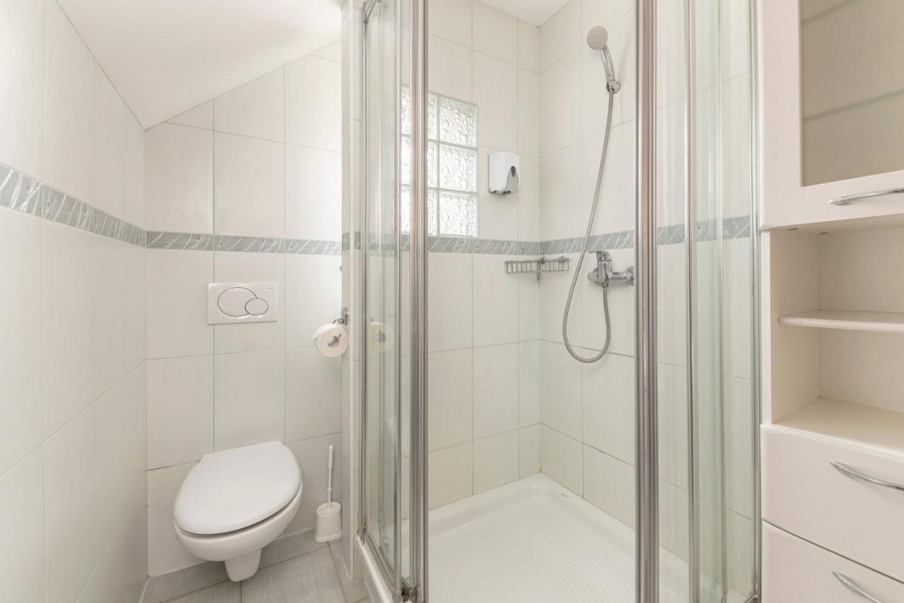 Apartma Metka Medvode Esterno foto