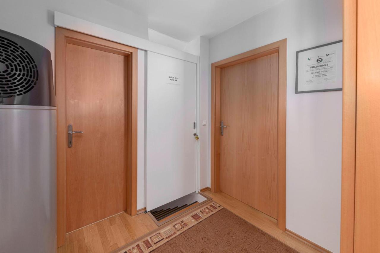 Apartma Metka Medvode Esterno foto